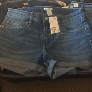 H&M’s Women Shorts in all sizes